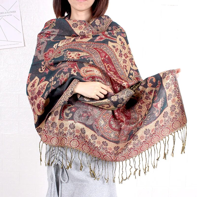 Shawl Cashew Scarf Long, Andalucía fashion style