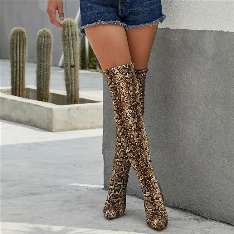 Winter Thigh High Snake Pattern Pointed Toe Zipper Boots