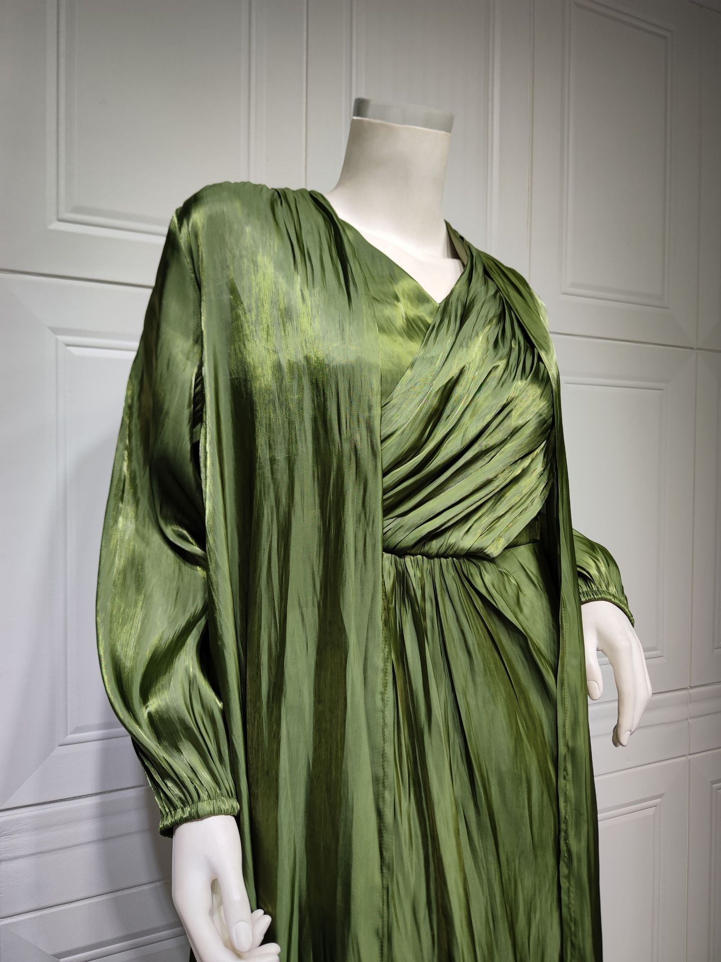 2 Piece Set Silky Satin Kaftan Abaya