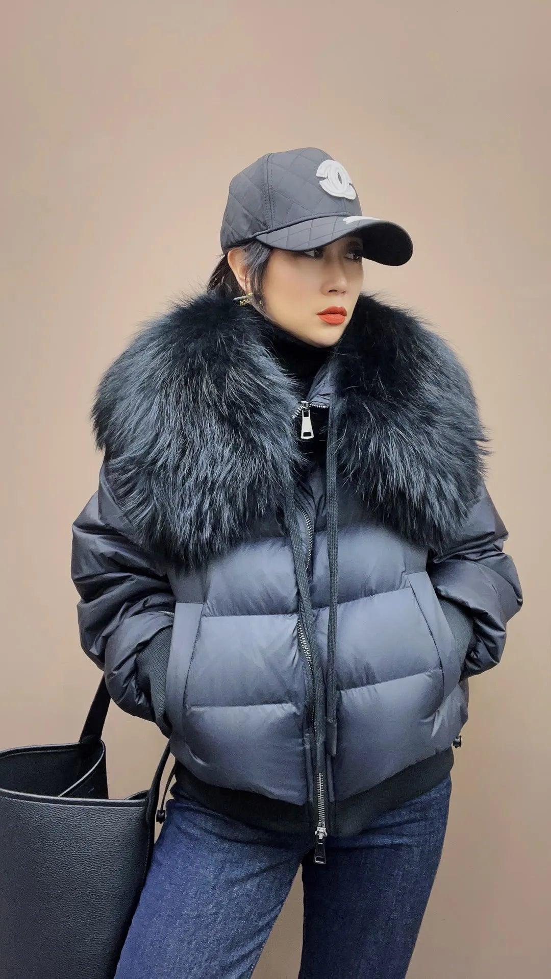 Real Raccoon Fur Collar Short Female Parkas Thick Warm Down Coat