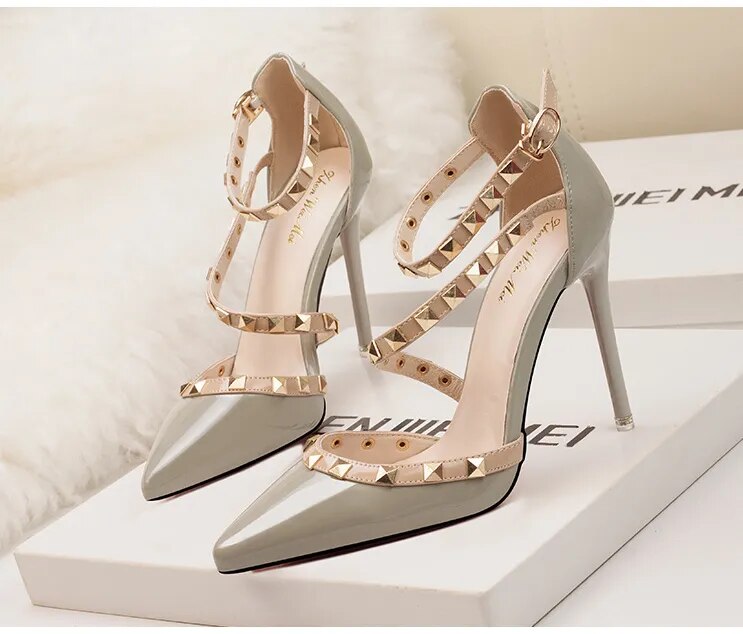 Classy Formal & Casual Rivet Pointy Toe Thin 10CM Heel Shoes