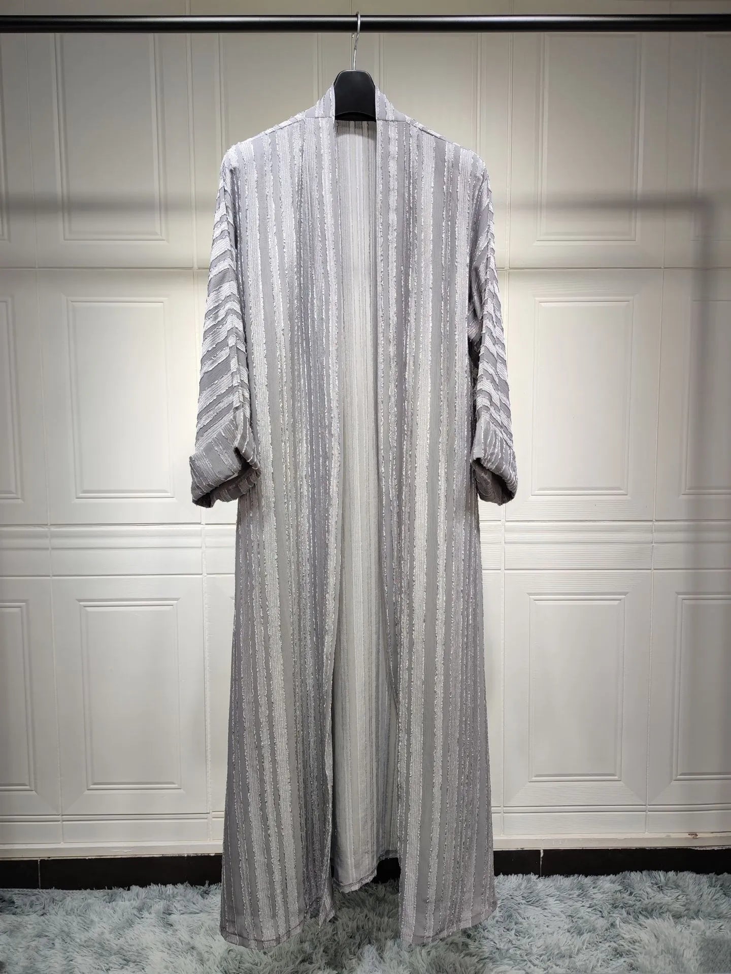 Light Abaya Solid Striped Retro Middle Eastern Saudi Style