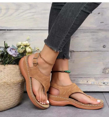 Low Heel Lightweight Flip Flops Casual Sandals