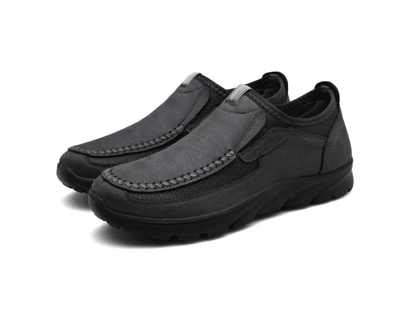 Men's Casual Lightweight Soft Sole Comfortable Slip-On Leather Shoes