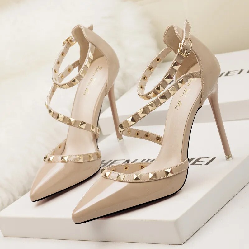 Classy Formal & Casual Rivet Pointy Toe Thin 10CM Heel Shoes