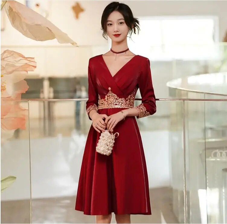 Evening Vintage V-Neck, Flower Cheongsam