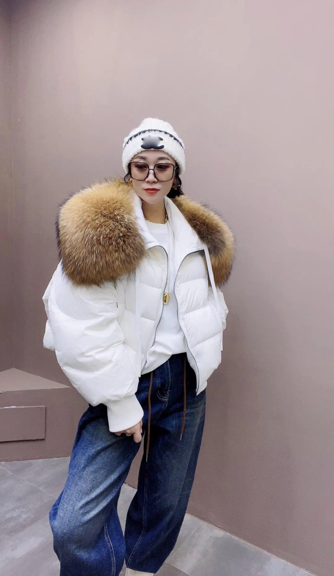 Real Raccoon Fur Collar Short Female Parkas Thick Warm Down Coat