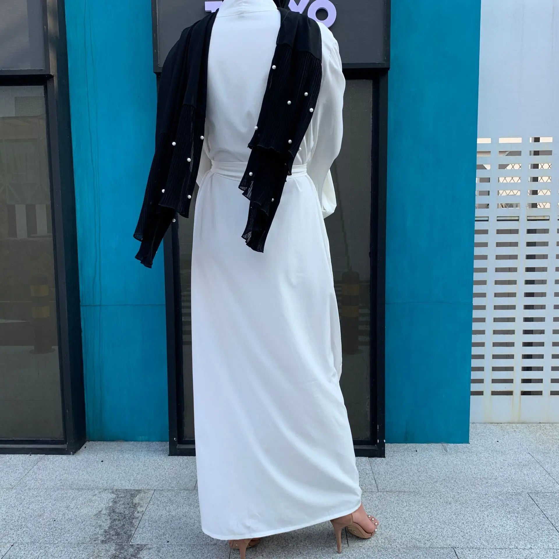 Hijab Abaya lace-up with pockets robe style